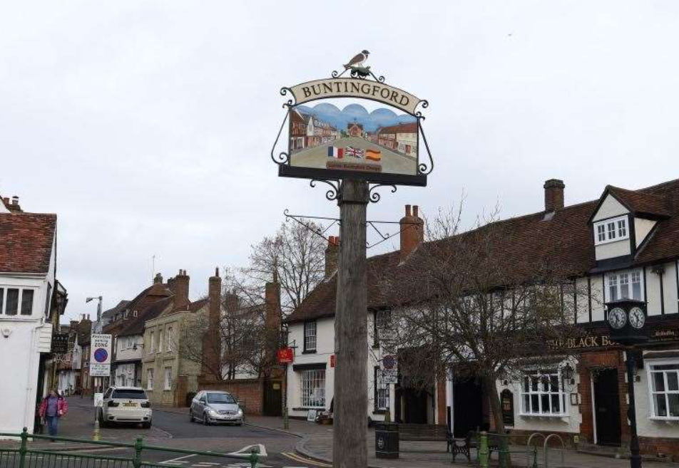 Buntingford taxi pickup area